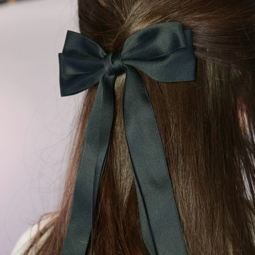 Black Hair Bow